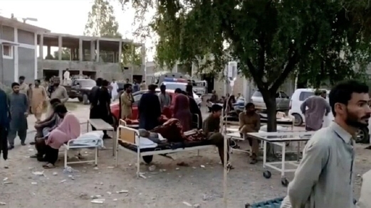 20 قتيلاً وأكثر من 200 مصاب جراء هزة أرضية جنوب باكستان