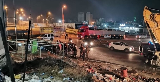 سلطات الاحتلال تجبر مقدسيا على هدم غرف سكنية بوادي الجوز بالقدس المحتلة