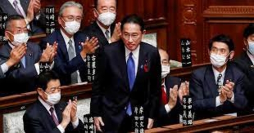 رئيس الوزراء الياباني كيشيدا يعلن فوزه في الانتخابات العامة