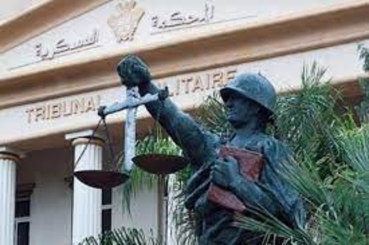 من يحمل السلاح في لبنان؟