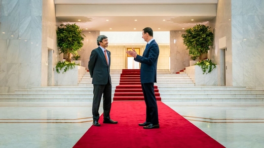 زيارة وزير الخارجية الإماراتي إلى دمشق ولقائه بالأسد..ما هي الأسباب والنتائج المرتقبة؟