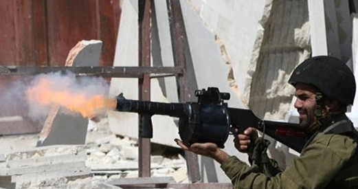 إصابة أربعة فلسطينيين برصاص الاحتلال في الخليل