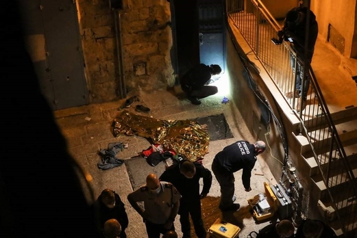 استشهاد فلسطيني ومقتل وإصابة 4 جنود صهاينة بعملية إطلاق نار في القدس المحتلة