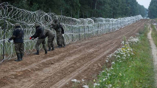 بولندا: أزمة الحدود أكبر محاولة لزعزعة استقرار أوروبا منذ الحرب الباردة