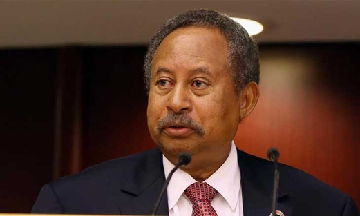 رئيس وزراء السودان يعفي مدير قوات الشرطة ونائبه ويعين بدلاً عنهما