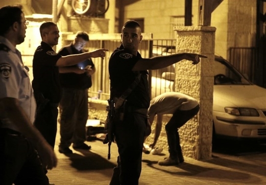 إصابة مستوطنة صهيونية بجروح خطيرة في عملية طعن في الشيخ جراح بالقدس