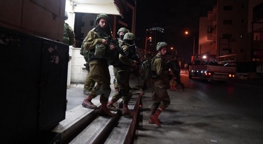 كيان الاحتلال يشن حملة اعتقالات في الضفة الغربية المحتلة