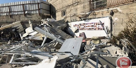الاحتلال يهدم منشآت تجارية في القدس المحتلة الاحتلال يهدم منشآت تجارية في القدس المحتلة