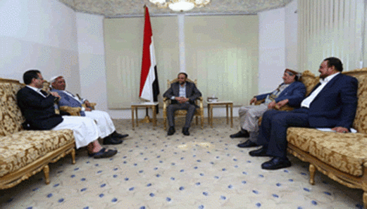 الرئيس المشاط يلتقي رئيس مجلس النواب ونائبه ووزير الإدارة المحلية وأمين العاصمة