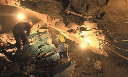 40 قتيلاً حصيلة انهيار منجم للذهب غرب السودان