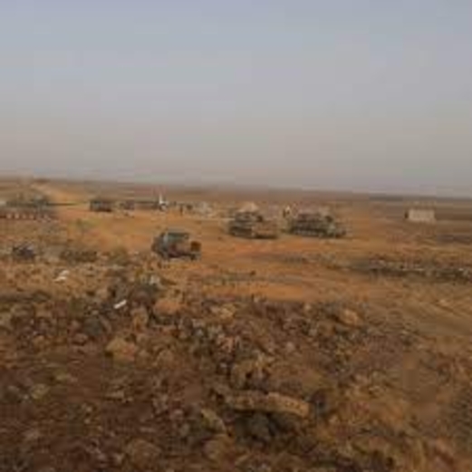 استشهاد خمسة عسكريين سوريين وإصابة آخرين باعتداء إرهابي في البادية السورية