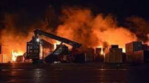 8 انفجارات تهز قاعدة أمريكية شرقي سوريا