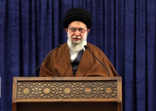 الخامنئي: طبيعة الاستكبار تعارض النظام الإسلامي في إيران