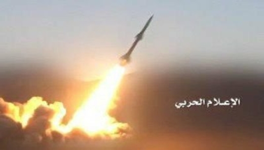 باليستي بدر1_P يدك تجمعات وآليات للغزاة في منفذ علب عسير
