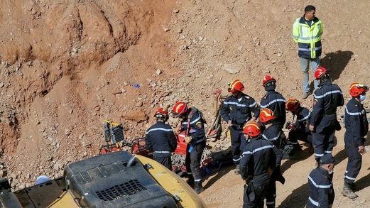 الديوان الملكي المغربي: الطفل ريان أخرج ميتا من البئر التي ظل عالقا فيها لخمسة أيام”