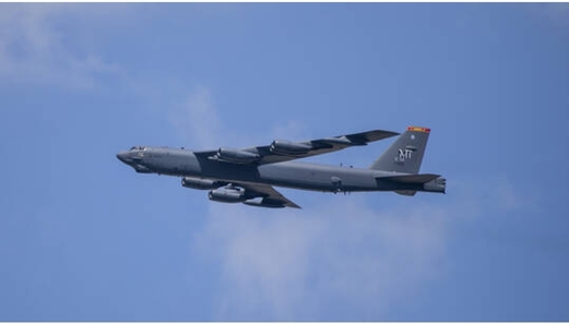 مواقع: قاذفتان استراتيجيتان أمريكيتان دخلتا أجواء المتوسط