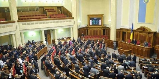 نواب أوكرانيون يحثون زيلينسكي على بدء مفاوضات فورية مع روسيا