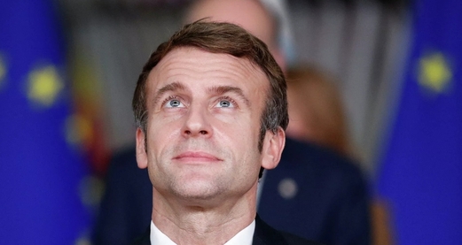 ماكرون: اتصلت ببوتين الليلة لأن زيلينسكي لم يتمكن من الوصول إليه