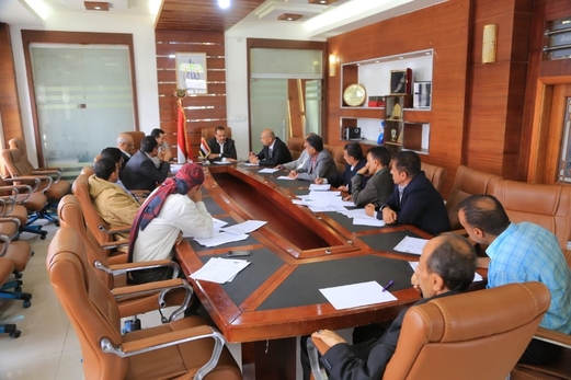 الصناعة تؤكد توفر المخزون الغذائي للأشهر المقبلة