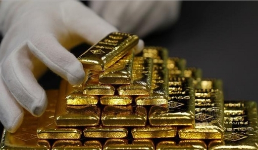 الذهب يتراجع بفعل جني الأرباح وصعود الدولار