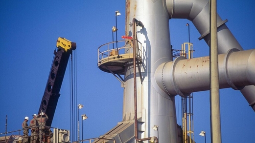 فنزويلا تعتزم رفع إنتاج النفط إلى مليوني برميل يوميا