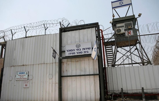 الأسرى الفلسطينيون يؤكدون استمرار انتفاضتهم حتى تراجع إدارة سجون الاحتلال عن إجراءاتها