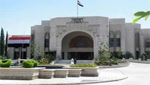 مجلس الوزراء يناقش القضايا المتصلة بالجبهات والأوضاع السياسية والمالية والخدمية