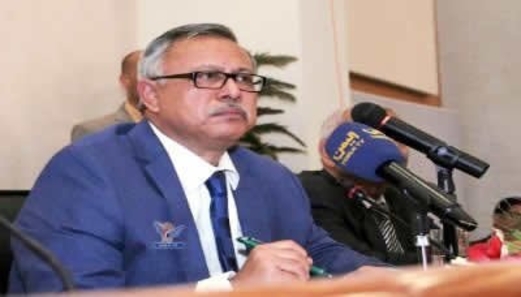 رئيس الوزراء يطّلع على نشاط وزارة الخارجية