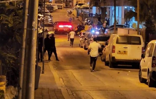 مصرع وإصابة 5 صهاينة على الأقل في عمليات إطلاق نار قرب “تل أبيب”