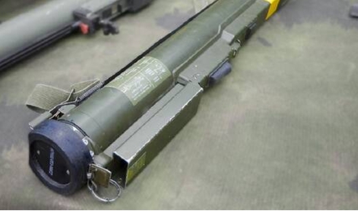   أرسلت الحكومة النرويجية لكييف 2000 قاذفة قنابل مضادة للدبابات.