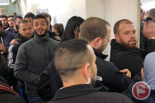 اعتقال عريس وأكثر من 20 مشاركا بزفافه اعتقال عريس وأكثر من 20 مشاركا بزفافه