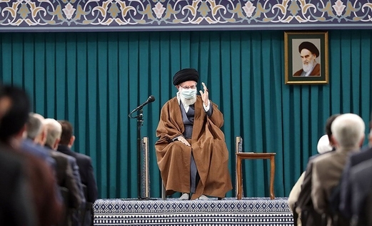 الخامنئي: احتمال انتصار السعودية في اليمن “غير وارد”