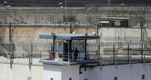 الأسرى الإداريون يواصلون مقاطعة محاكم الاحتلال لليوم 121 على التوالي