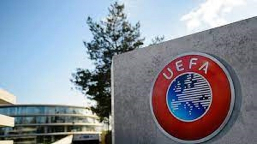 اليويفا يستبعد روسيا من تصفيات كأس العالم لكرة القدم