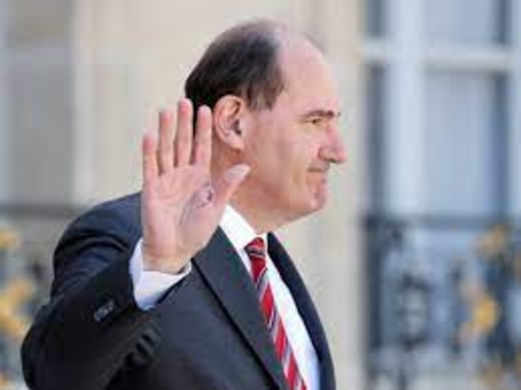 تنحي رئيس وزراء فرنسا