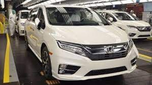 لماذا جعلت صناعة السيارات ألمانيا أكثر اقتصادات أوروبا تضرراً من أزمة أوكرانيا؟