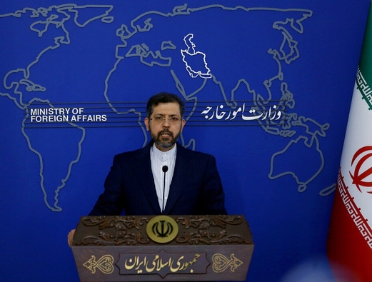 طهران: الترحيل القسري لطالبي اللجوء وصمة عار تاريخية للندن