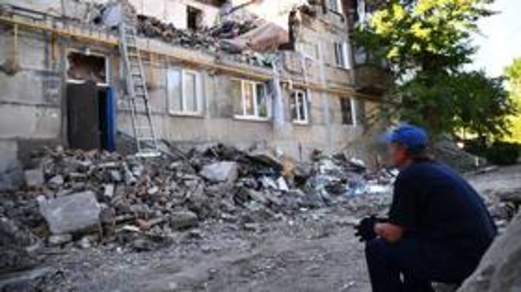 لوغانسك:القوات الأوكرانية قصفت مدينتي ستاخانوف وزيموغورييه