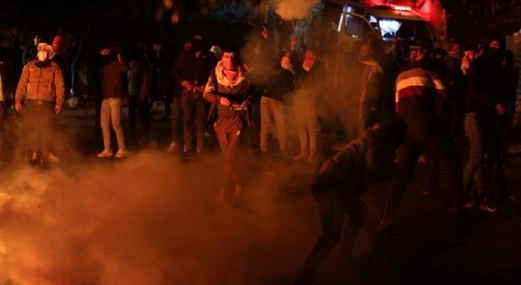 إصابات بين  الفلسطينيين باعتداء قوات الاحتلال عليهم بالخليل