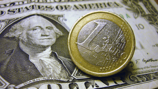 المركزي الأوروبي يقرر رفع سعر الفائدة الأساسي إلى 0.5% للمرة الأولى منذ 2011