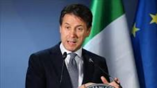 رئيس الوزراء الايطالي يستقيل بعد انهيار ائتلافه الحكومي