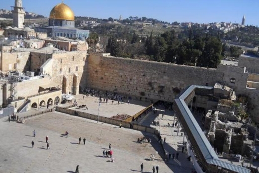 إصابة عشرات الفلسطينيين جراء إعتداءات العدو الصهيوني في الضفة المحتلة