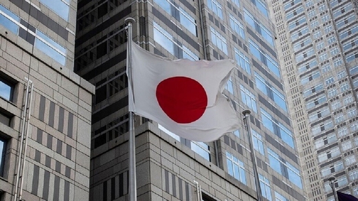 الحكومة اليابانية تقدم استقالتها بشكل كامل