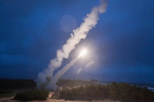 كوريا الشمالية تطلق صاروخي كروز باتجاه البحر الأصفر