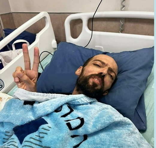 الأسير “عواودة” ينتصر على سجانه الصهيوني بمعركة الأمعاء الخاوية