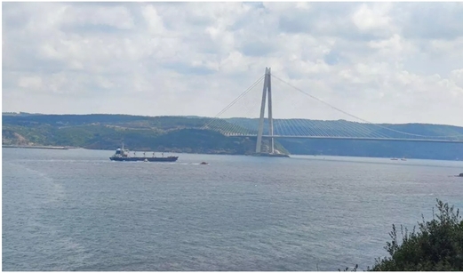 السلطات التركية تعلن استئناف الملاحة في مضيق البوسفور