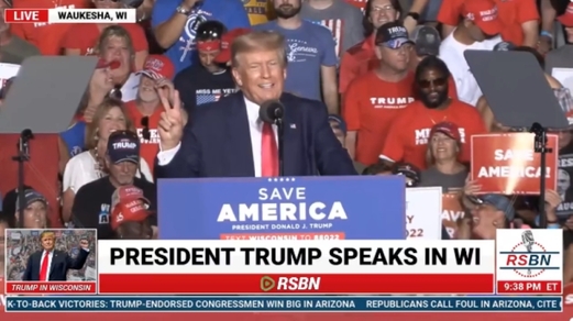 ترامب يعتبر عملية تفتيش إقامته في فلوريدا “انتهاكا مروعا للسلطة”