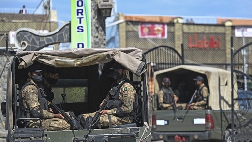 مصرع خمسة جنود باكستانيين في مواجهات مع عناصر طالبان