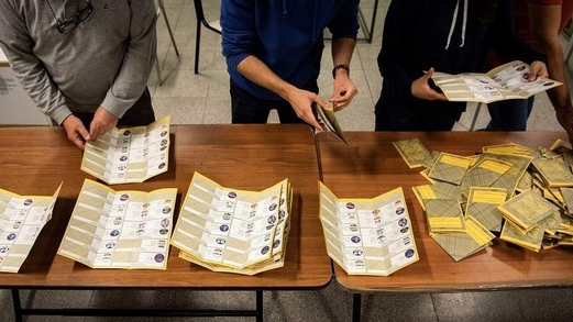 فوز تكتل الأحزاب المحافظة الإيطالية في الانتخابات التشريعية