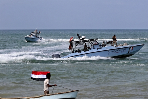 صنعاء لا تتنازل لواشنطن: الرواتب كاملةً… وإلّا